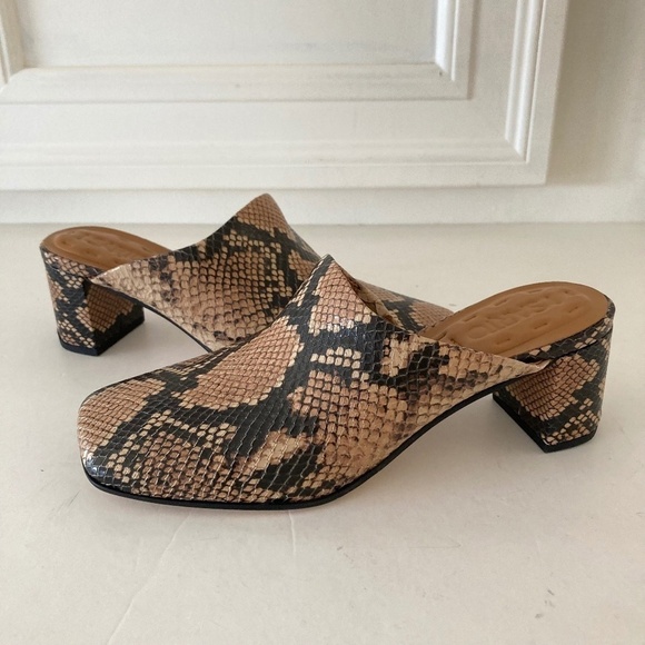 NWOT Sarto Anthropologie Xenia Snake Skin Brown Leather Heeled Mules Sz 7 - Picture 1 of 7